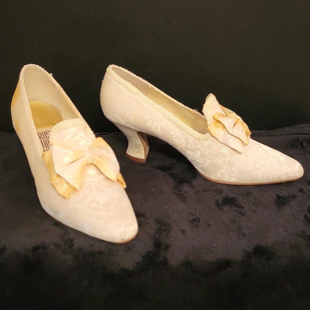 Rush Hour Express White and Gold Women's Shoes